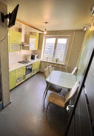 Комната 17 м² в 3-к., 9/10 эт.