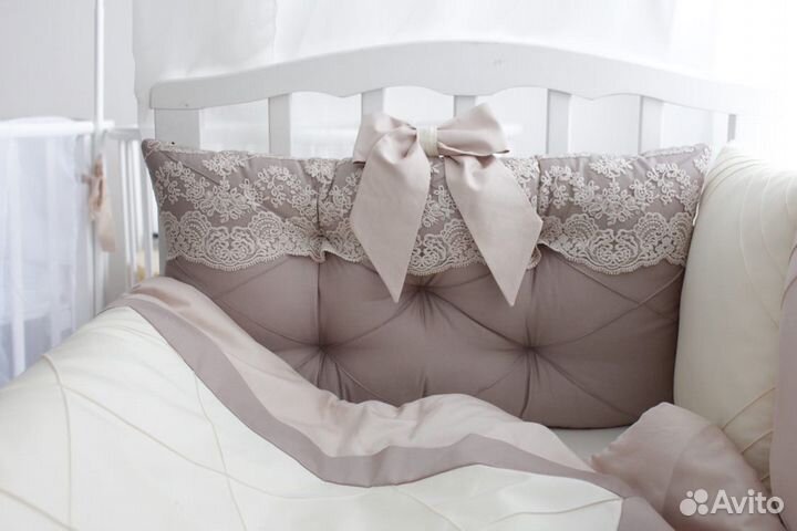 Комплект (бортики) на детскую кроватку