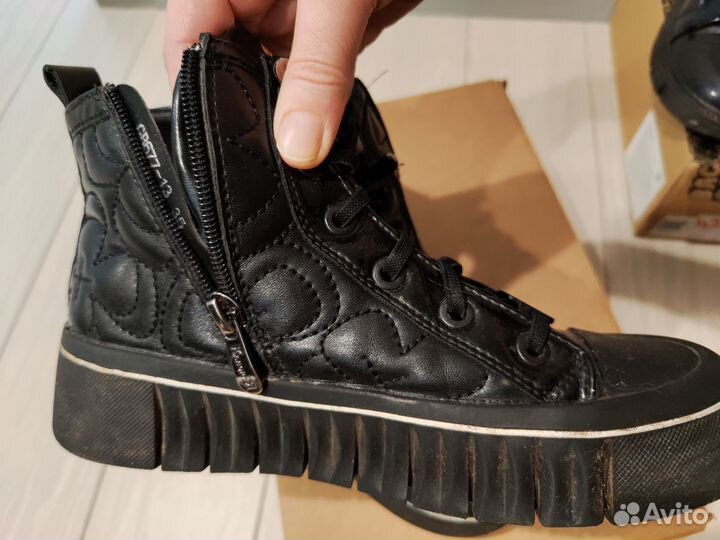 Ботинки деми р35