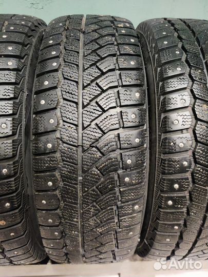 Viatti Brina Nordico V-522 195/65 R15 91T