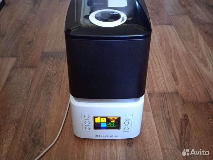 Увлажнитель Electrolux ehu-3515d