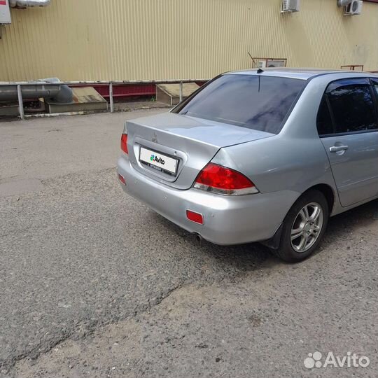 Mitsubishi Lancer 1.6 МТ, 2009, 380 000 км