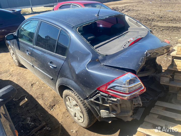 По запчастям Renault megane 2 разбор