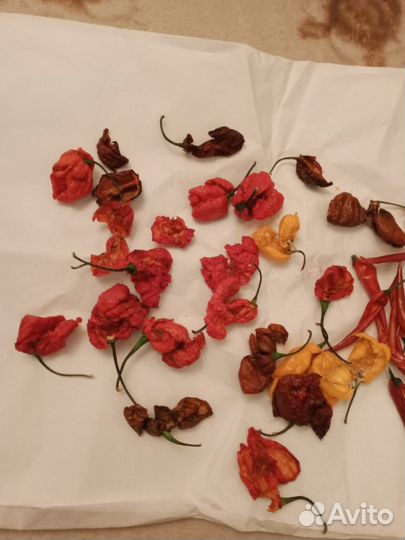 Смесь сушенных острых перцев для соуса или приправ