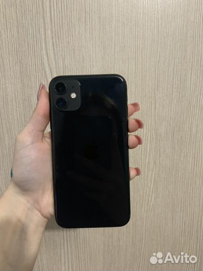 iPhone 11, 64 ГБ