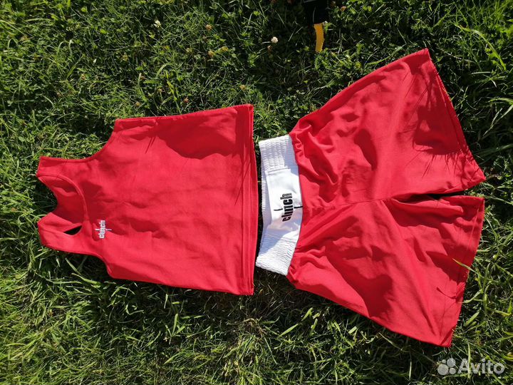 Боксёрский костюм 152 красный