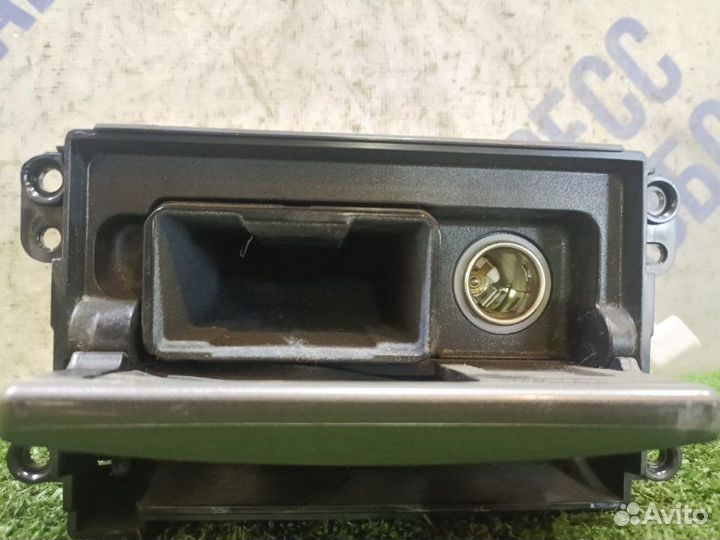 Пепельница Toyota Mark X седан 2.5 4GR 2009