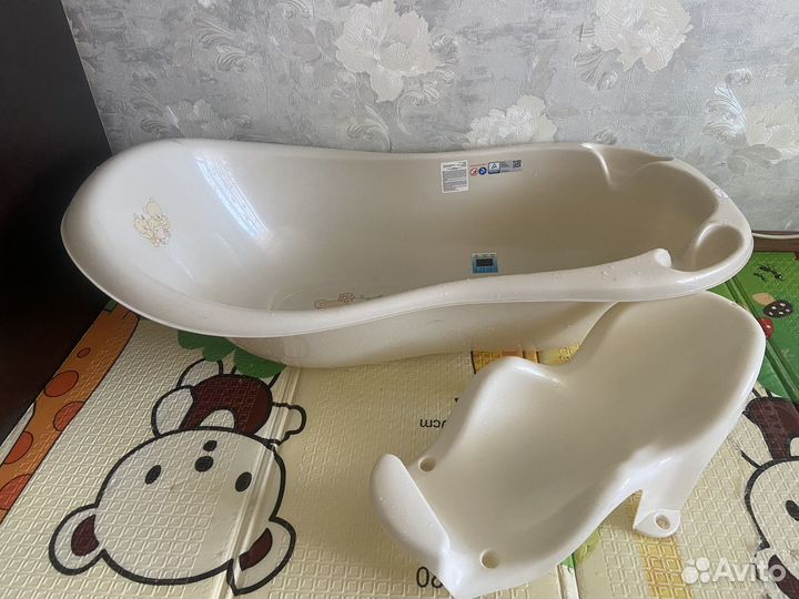 Детская ванночка для купания с горкой