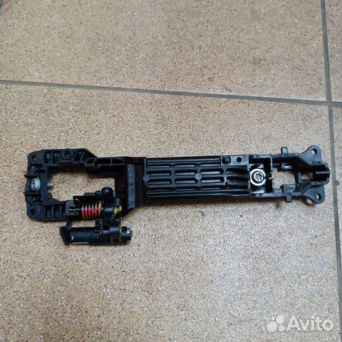 Кронштейн ручки двери Пер.Прав Toyota Corolla Е150