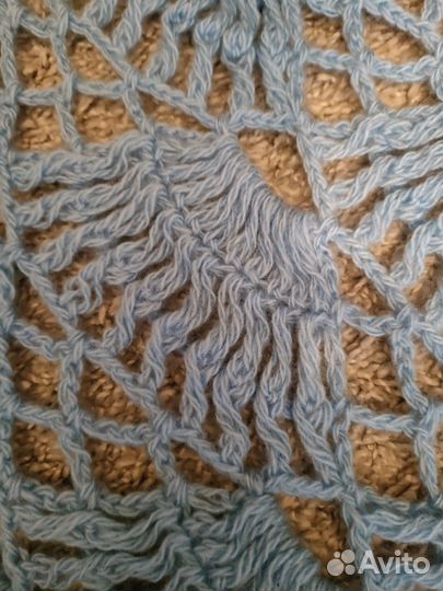 Шаль шерстяная ручной работы