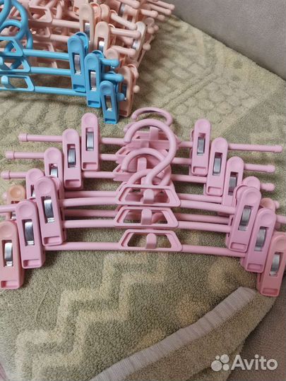 Вешалки с прищепками