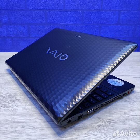 Ноутбук Sony vaio PCG-71812V Чёрный