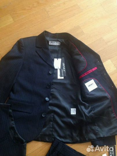 Новые костюмы р.128 и р.140 фирма Борн