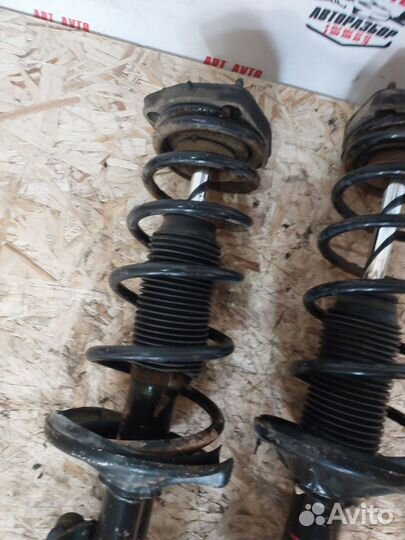 Амортизатор передний Hyundai elantra xd