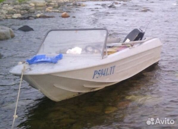 Продам лодку с мотором