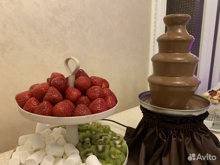 Аренда шоколадный фонтан на мероприятие