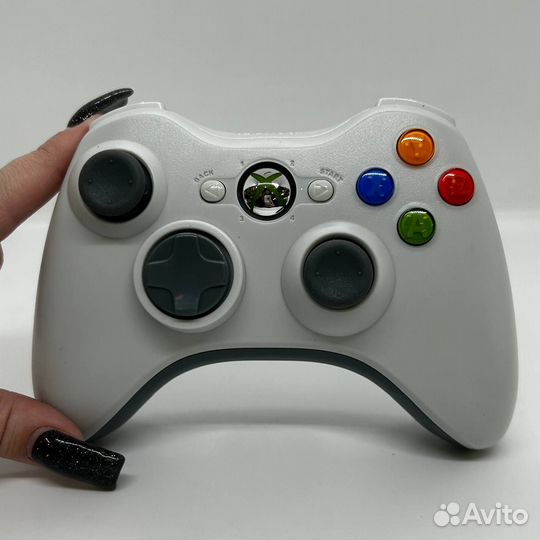 Джойстик Xbox 360 белый беспроводной