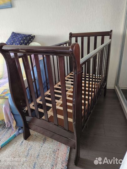 Детская кровать с ящиком и матрасом+подарки