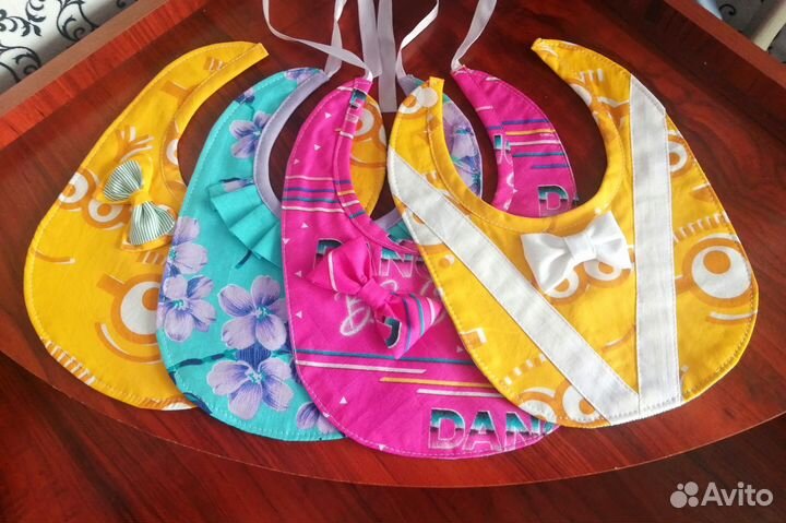 Слюнявчики новые