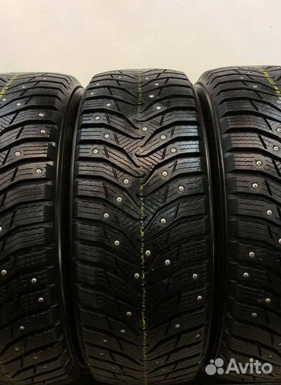 Kumho WinterCraft SUV Ice WS31 225/60 R17 99W