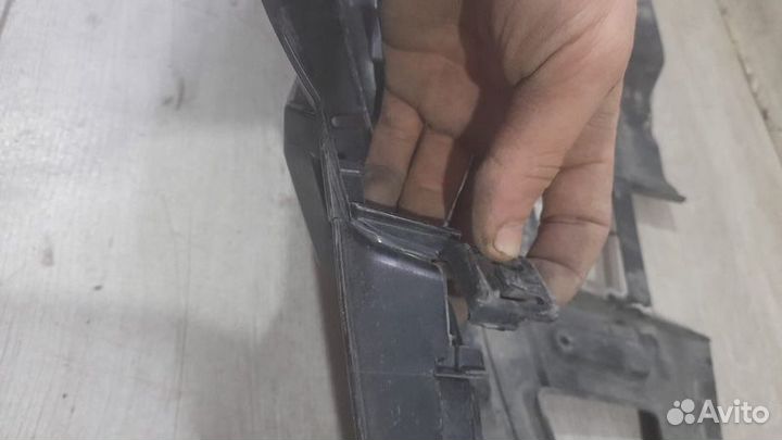 Решетка радиатора Nissan Qashqai J 11 С 2013 По