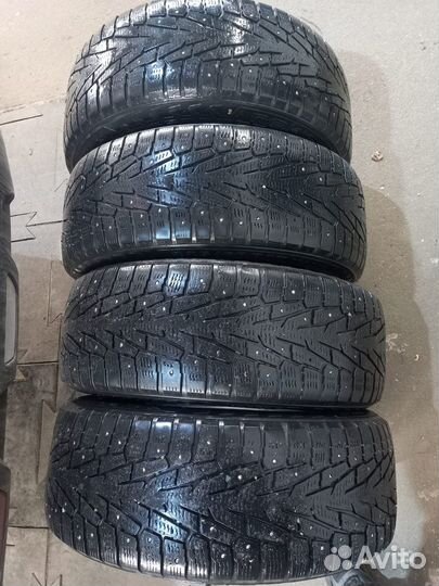 Nokian Tyres Hakkapeliitta 7 225/60 R17