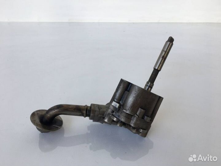 Насос масляный Volkswagen Passat 2Е,2л,бензин