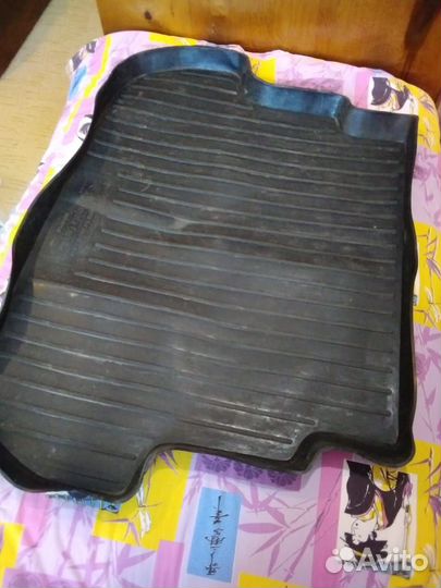 Коврик в багажник тойота королла филдер