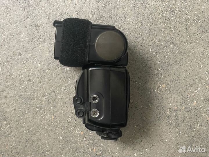 Фотовспышка Nikon Speedlight SB-28DX