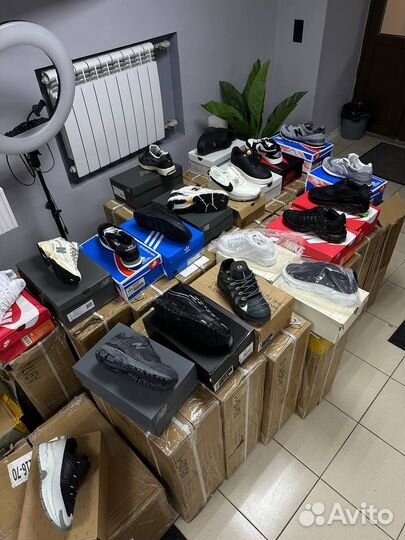 Мужские кроссовки в Питере