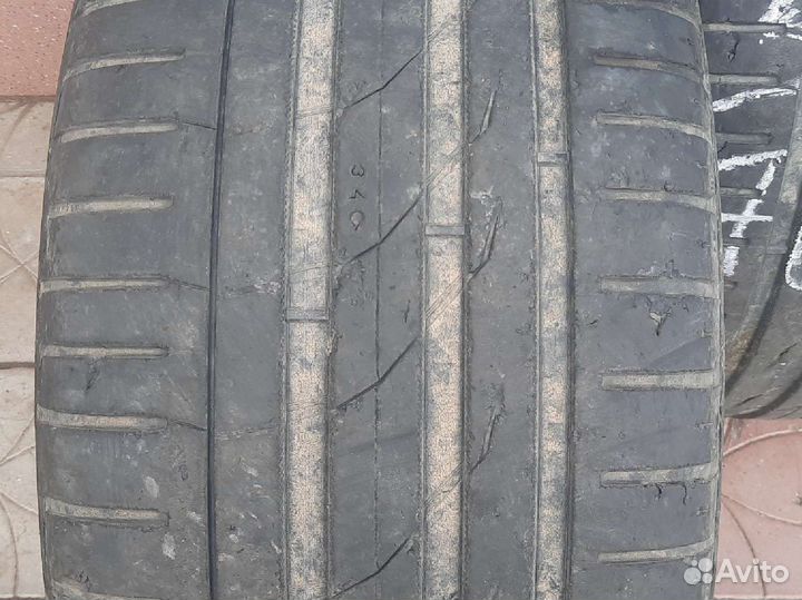 Nokian Tyres Hakka Black SUV 295/35 R21 107Y