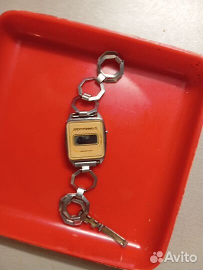 Часы наручные СССР