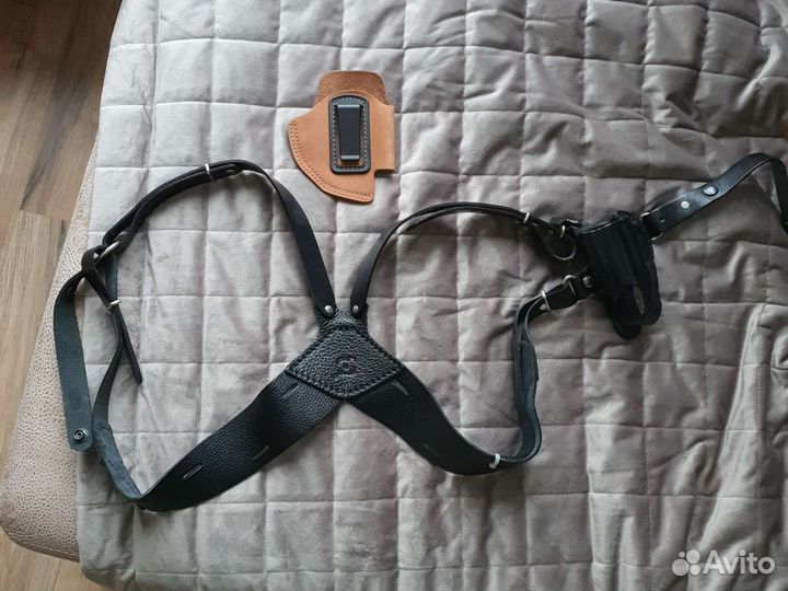 Наплечная кобура для осы