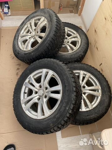 Комплект литых дисков r15 на зимней резине