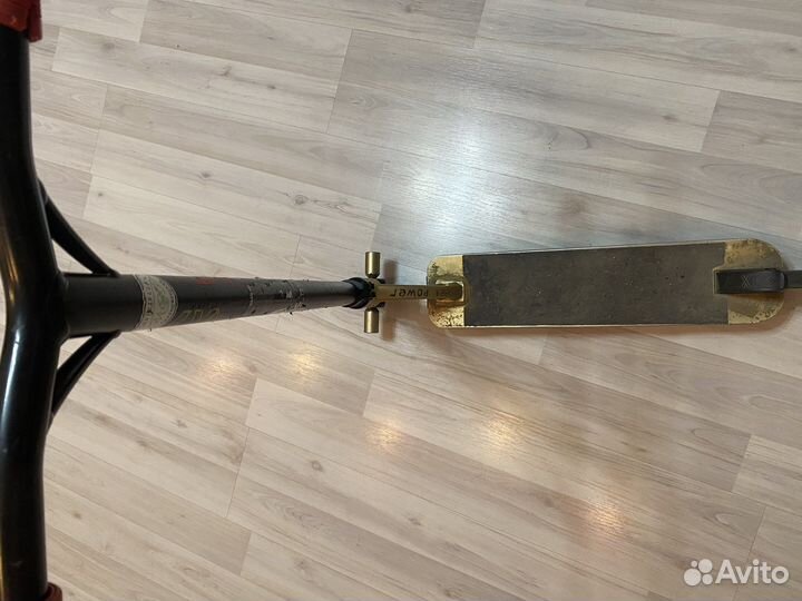 Трюковой самокат MGP VX9