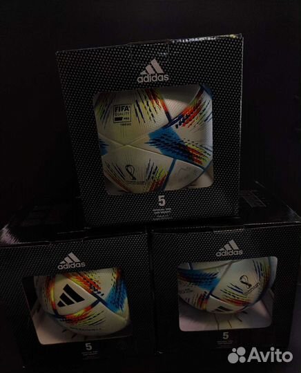 Футбольный мяч