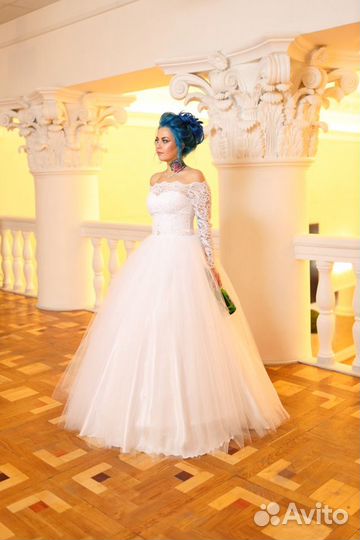 Свадебное платье