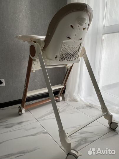 Стульчик для кормления happy baby berny v2