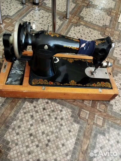 Швейная машинка