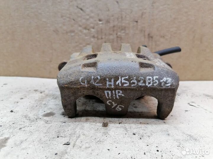 Суппорт передний правый Forester Legacy Impreza