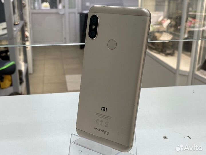 Xiaomi Mi A2 Lite Android One, 3/32 ГБ