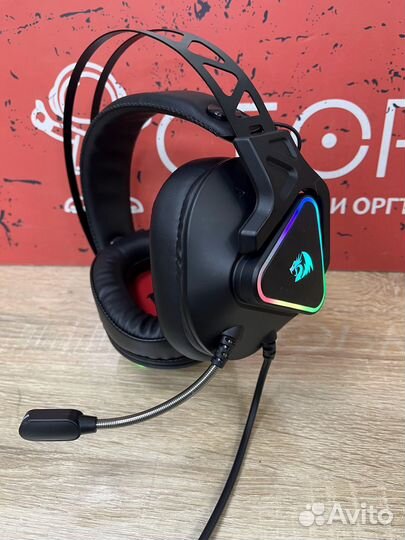 Игровые наушники проводные с микрофоном Redragon C