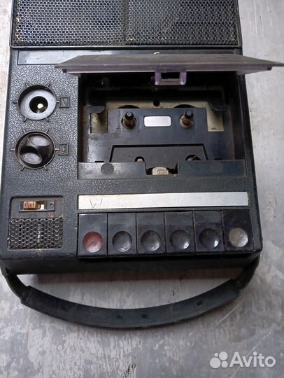 Советский кассетный магнитофон