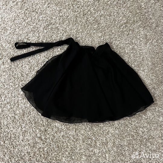 Юбки и купальник для гимнастики