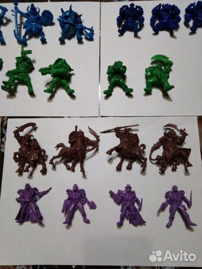 Салдатики пластиковые. Зверороботы. Технолог