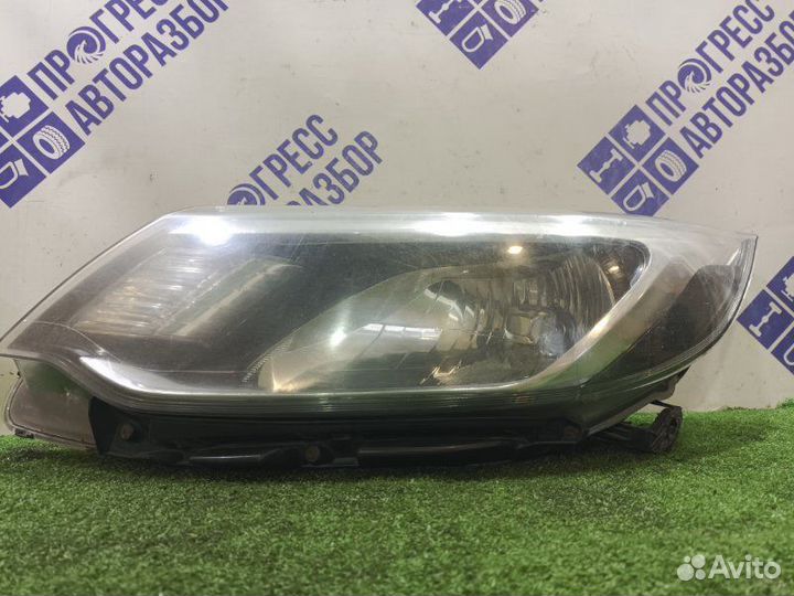 Фара передняя левая Kia Rio 3 седан 1.4 G4FA 2016