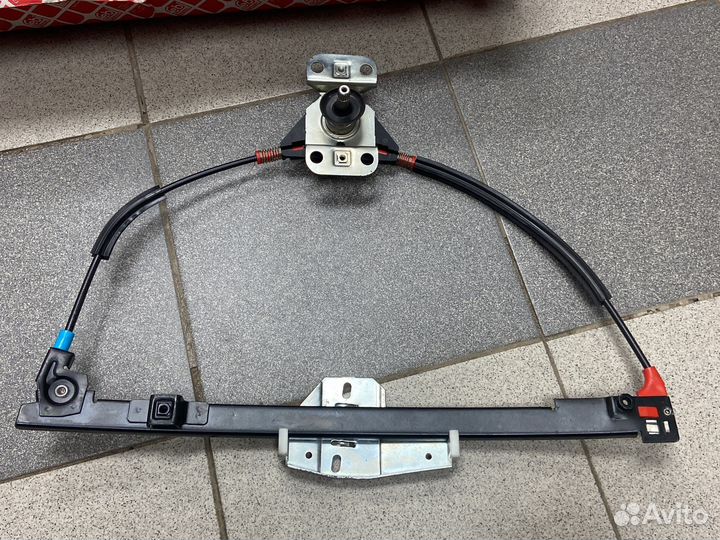 Стеклоподьемник задний левый passat b3 b4 мех