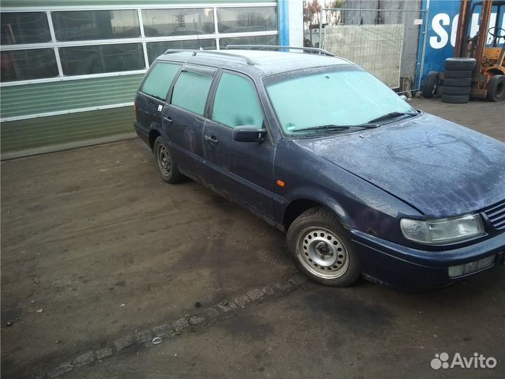 Разбор на запчасти Volkswagen Passat 4 1994-1996