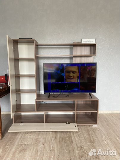 Стенка горка в гостиную