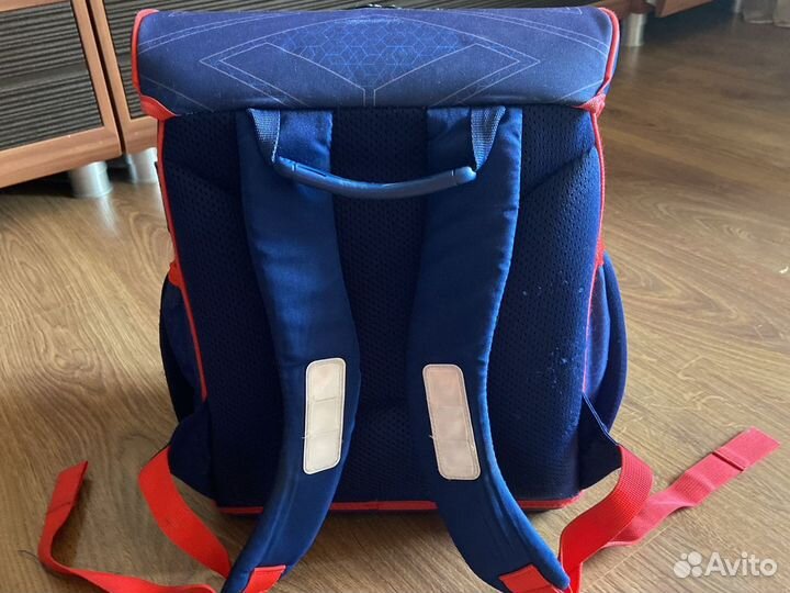Портфель школьный для мальчика